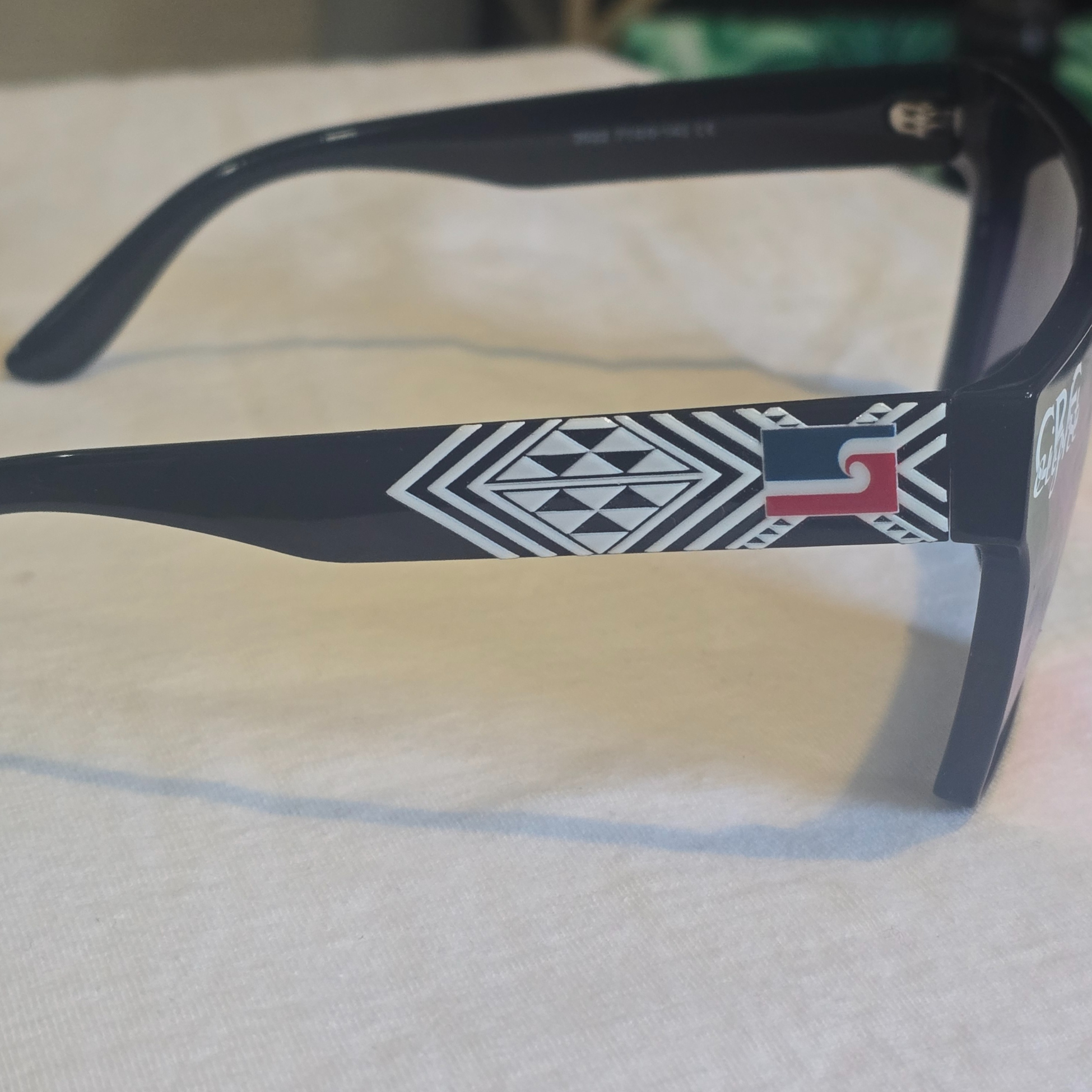 CRE-eight Pink Lens Polarized Sunglasses – Black Frame(LIMITED)