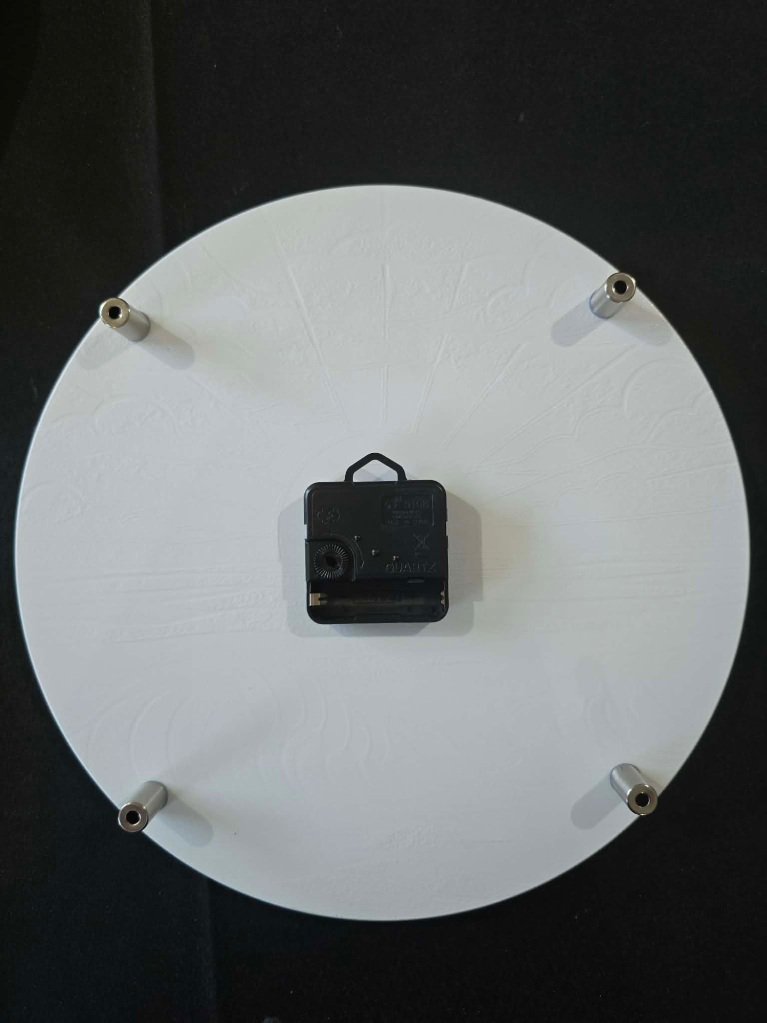 green-manaia-glass-wall-clock-30cm